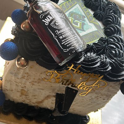 Drink Dispenser Cake 