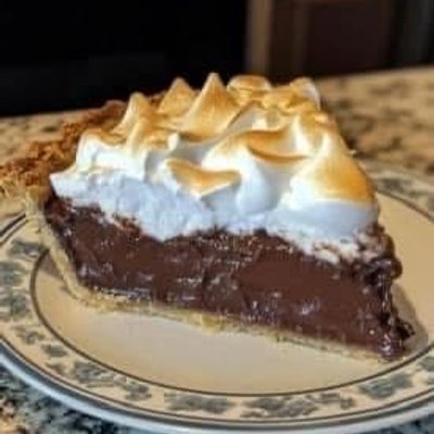 Chocolate Meringue Pie