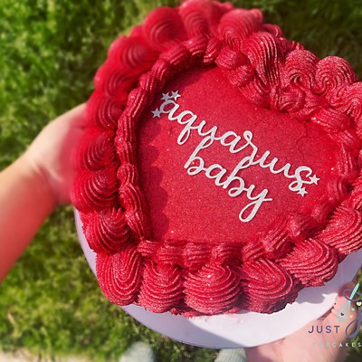 Vintage Heart cake