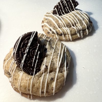 Cookies & Cream Dozen
