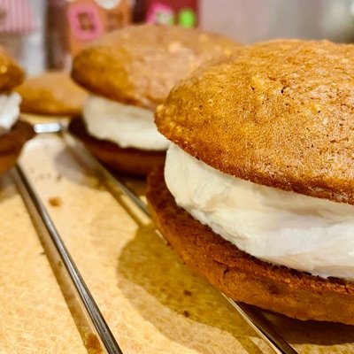 Molasses Whoopie Pies (6 Count)