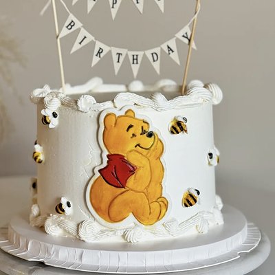 Honey Bee Cake