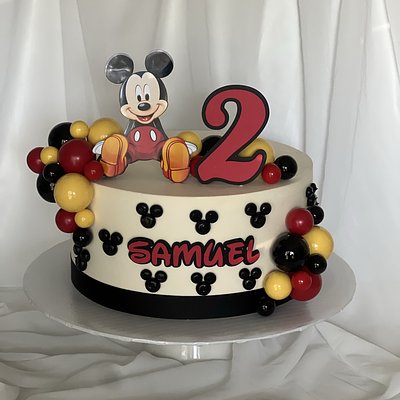 Mickey Mouse Balloon Cake