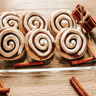 Cinnamon Roll Cookie