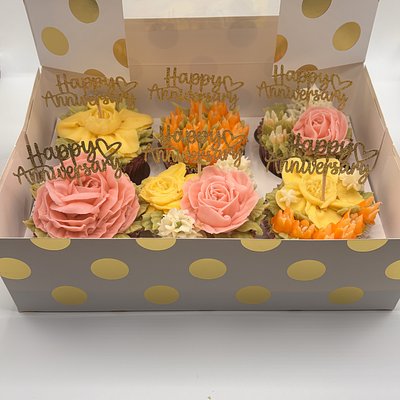 6 Cupcakes Boxed