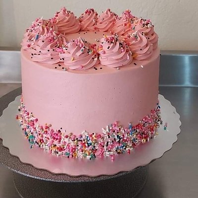 Classic Style Cakes