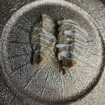Sourdough Lemon Poppyseed Scones • 2 Pack