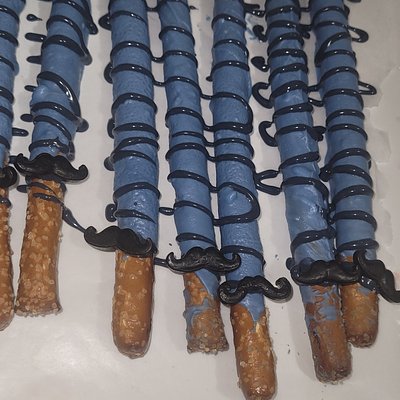 Chocolate Covered Pretzels 