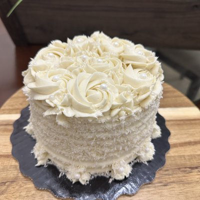 Vegan 5” Vanilla Cake 