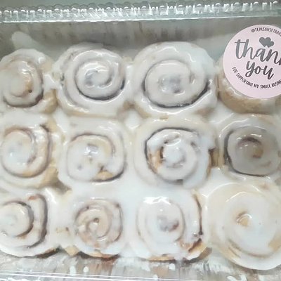 Cinnamon Rolls Full Dozen 