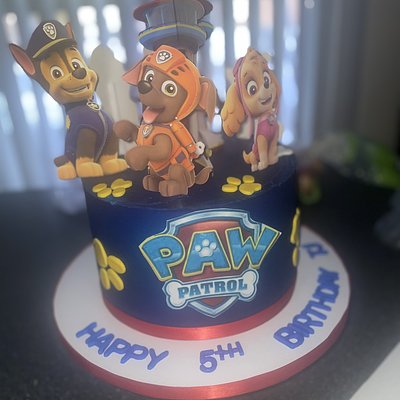 Character Cakes 