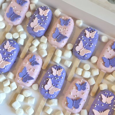 Cakesicles