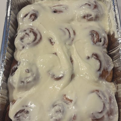 Tray of 12 Cinnamon Rolls