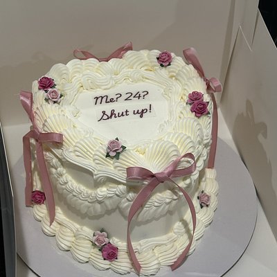 6 Inch, 3 Layer (heart) 