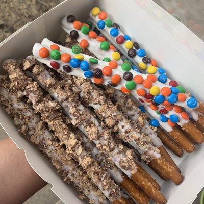 Pretzel Box 
