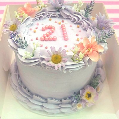 Custom Cake Services