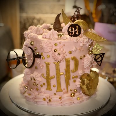 Custom Cakes