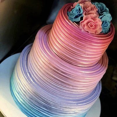 Multi-Tier Cake (3+ Tiers)