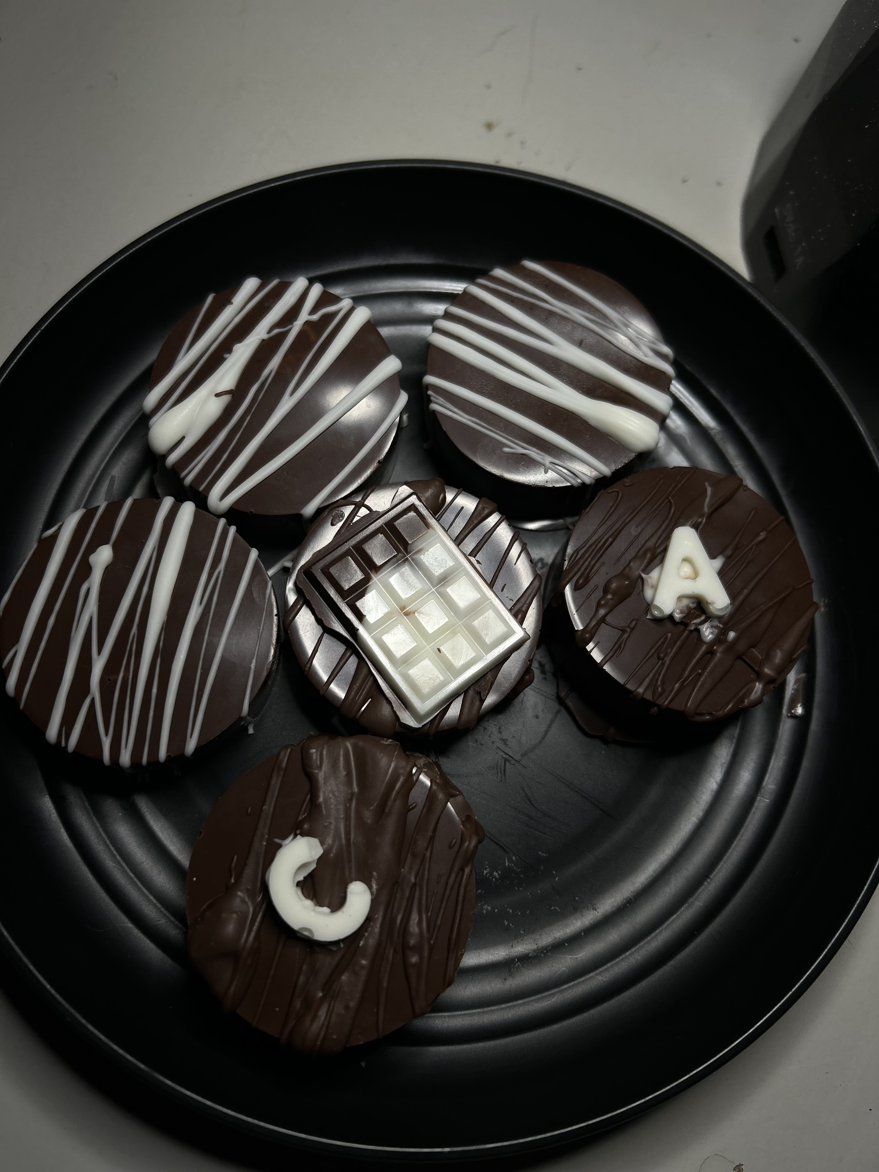 Chocolate Covered Oreos 