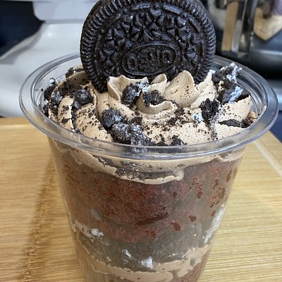 Oreo Red Velvet Cake Cup 