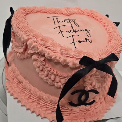 Custom Heart Cakes 