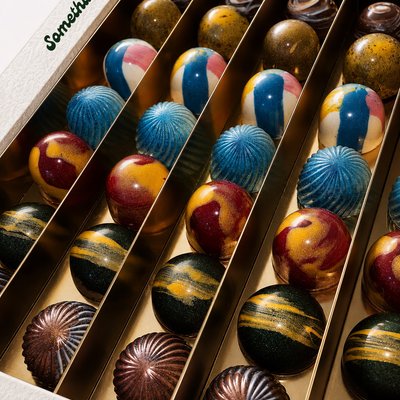 Chocolate Bonbon Box 16pcs