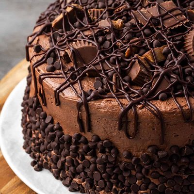 8" Chocolate Reese's Cup Cake