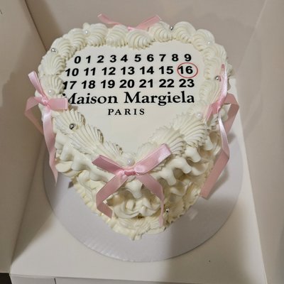 12in Filled Heart Cake With Image 