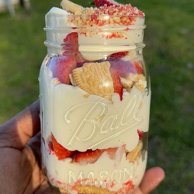 Strawberry Crunch Cheesecake