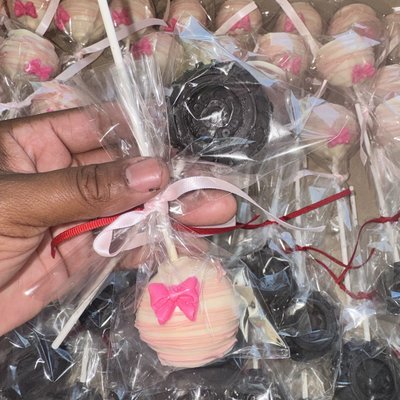 1 Dozen Themed Cupcakes  