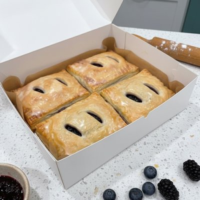 Hand Fruit Pies