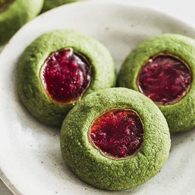 Cranberry Matcha Cookie