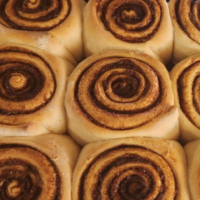 Cinnamon Rolls 