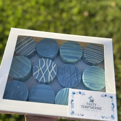 Custom Chocolate Covered Oreos 