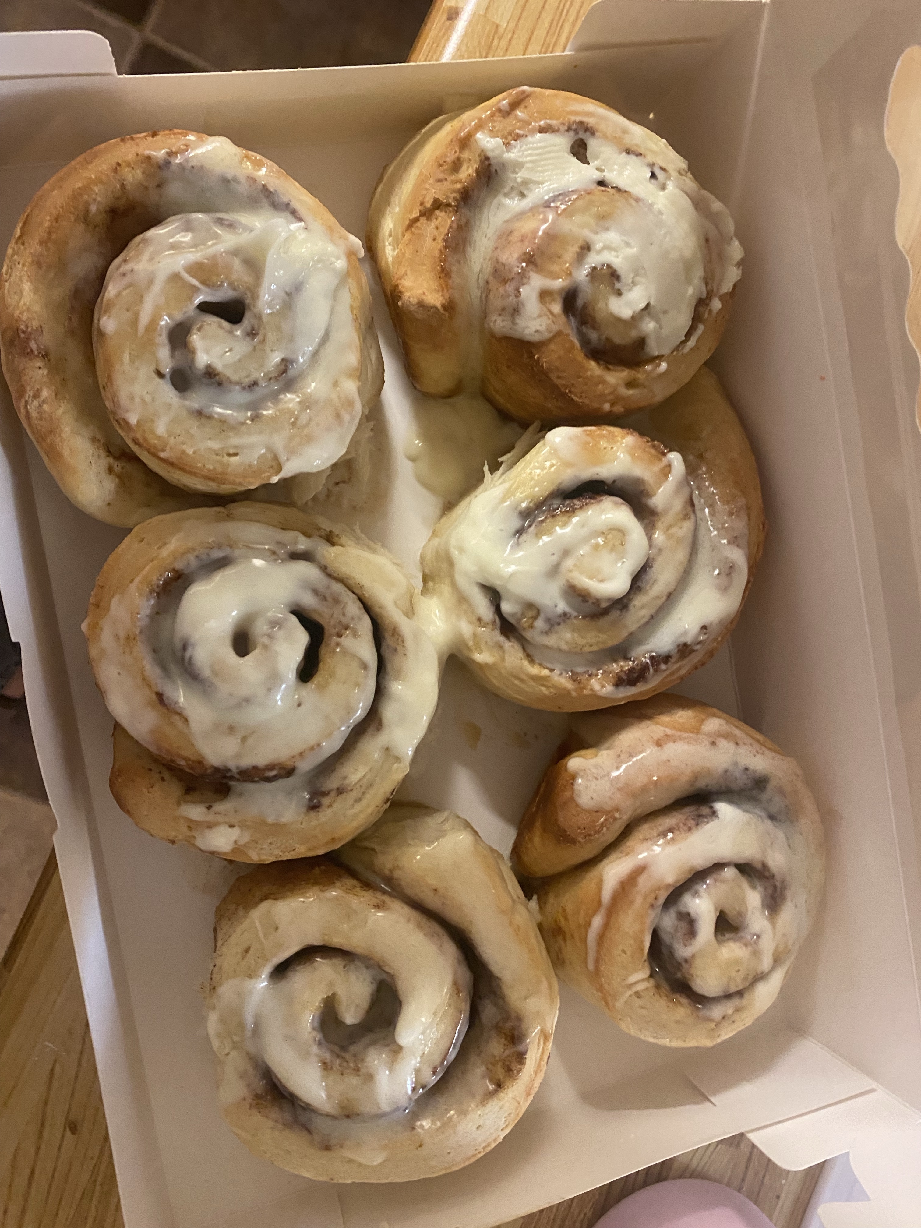Cinnamon Rolls 6pk