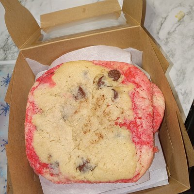 Strawberry Chocolate Chip Cookies 