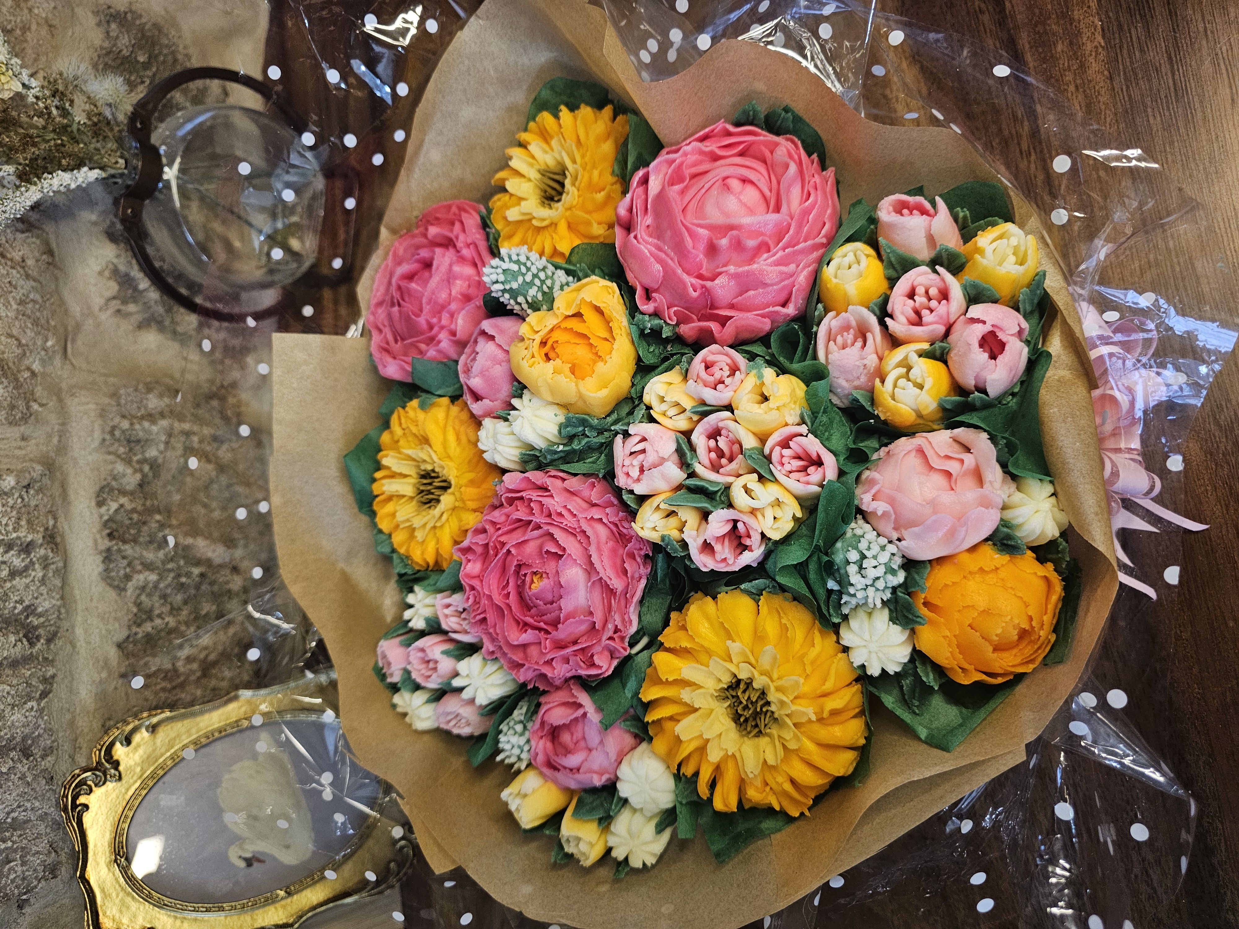 Dozen Cupcake BOUQUET 