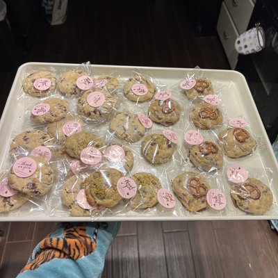 1 & 1/2 dozen cookies