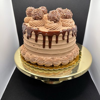 6” BethanyCakess