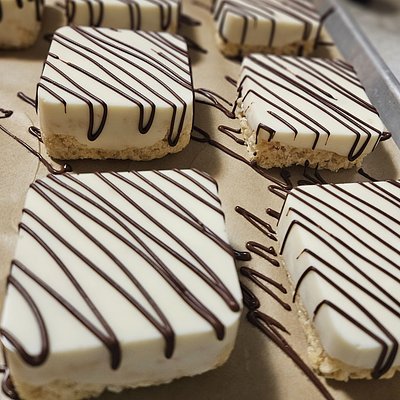 White Chocolate Rice Crispy Treats 6ct