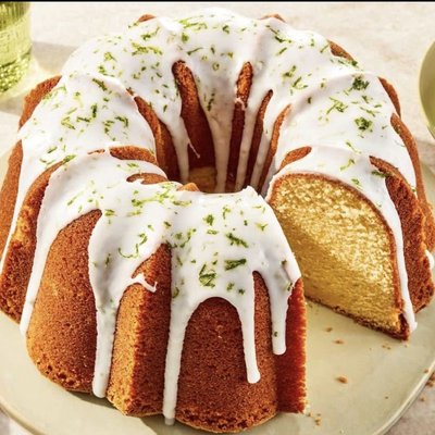 🔑 The Golden Fizz Key | Classic 7UP Pound Cake