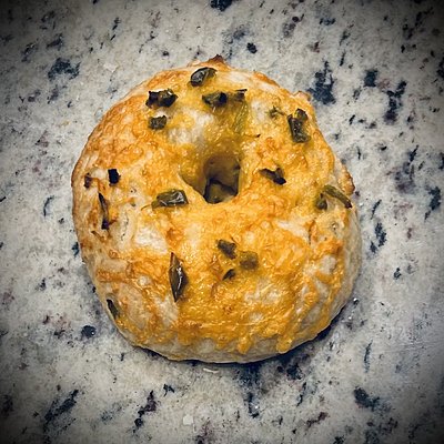 Jalapeño cheddar Bagels