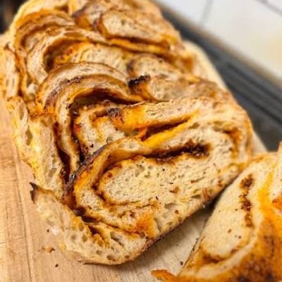 Chili Oil + Onion Crunch + Gouda sourdough 