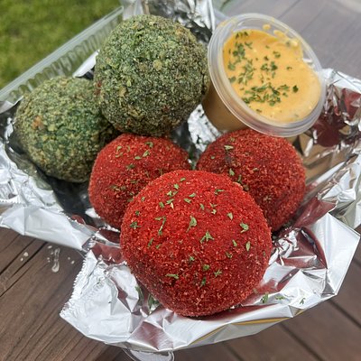 Hot Cheeto Bombs (6 Pack) With Cheese