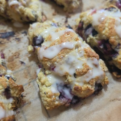 Lemon Blueberry Sourdough Scones (2)