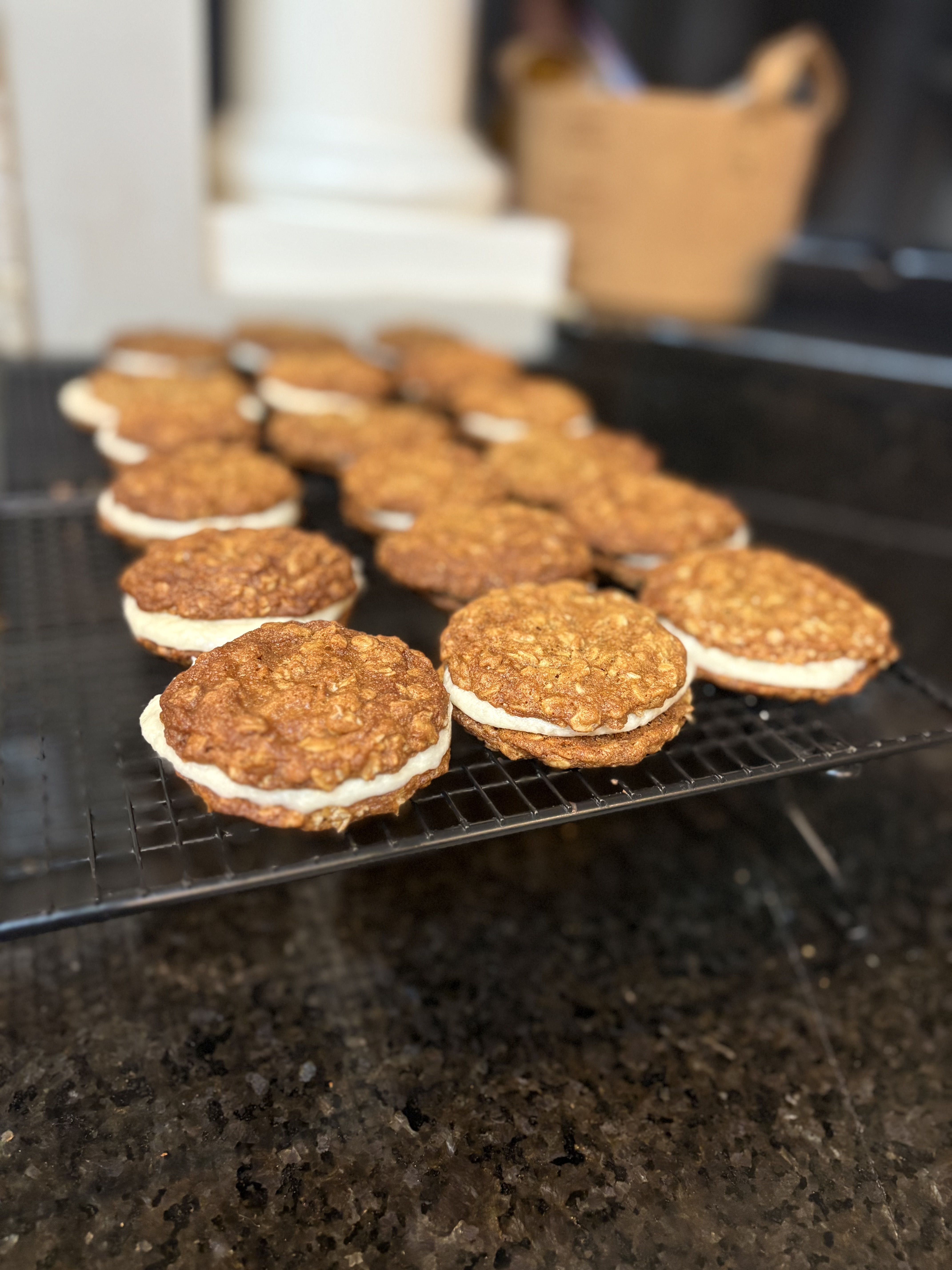 Oatmeal Cream Pies - 5 Per Box 