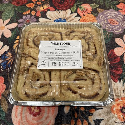 4 Maple Pecan Cinnamon Rolls