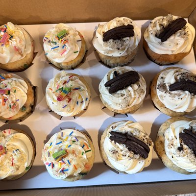 12 Count Cupcake