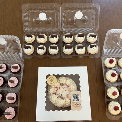 Lemon Raspberry Cupcakes