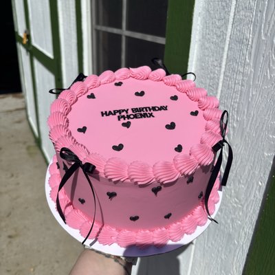 8” 2 Layer Round Cake 